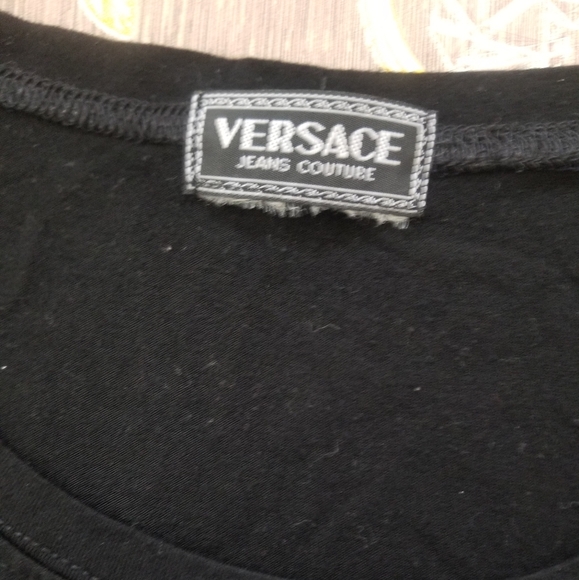Versace Vintage logo shirt! - Picture 6 of 6